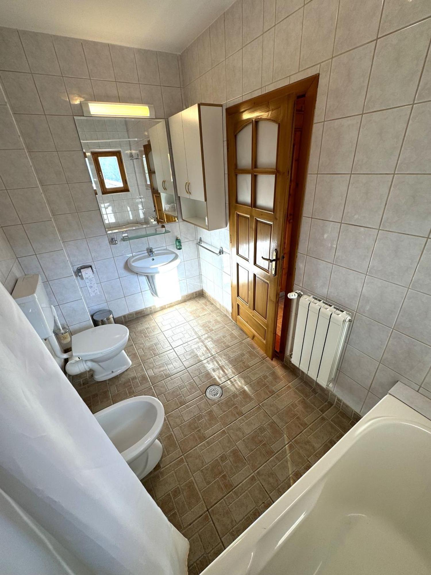 Hotel Alisio à Sinaia Extérieur photo